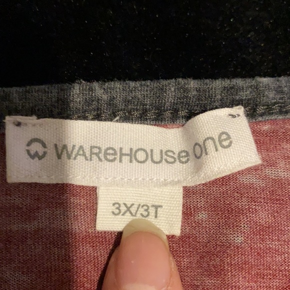 3 FOR $30 DEAL 💥Rose Shirt - Picture 4 of 6